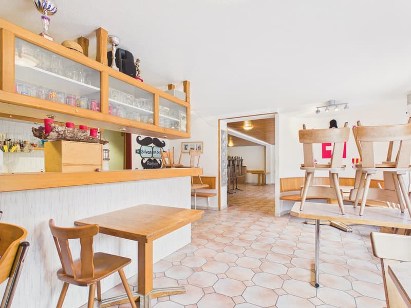 Restaurant mit Saal in Ederswiler mieten (2)