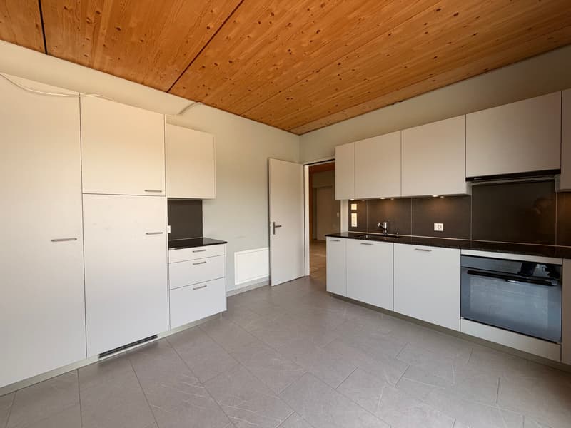 4.5-Zimmer Büro/Praxis mit Lift in Würenlos (3)