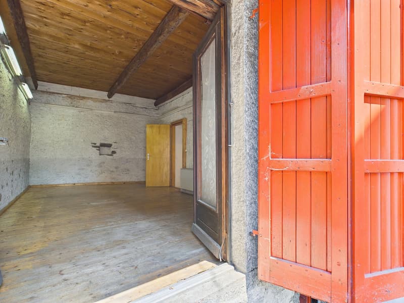 Charmantes Tessiner Haus mit Rustico an idyllischer Lage (8)