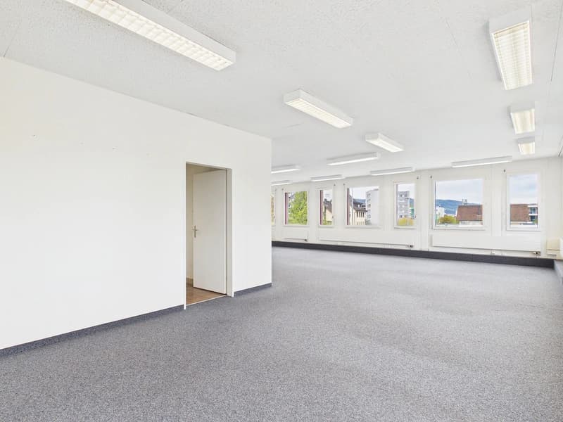 Zentrale Gewerbefläche 60 m² und 116 m² im 2. OG in Wohlen (6)