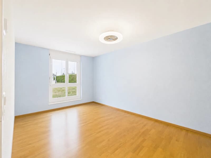 4.5-Zimmer-Gartenwohnung mit grosszügiger Terrasse in Oberglatt (7)