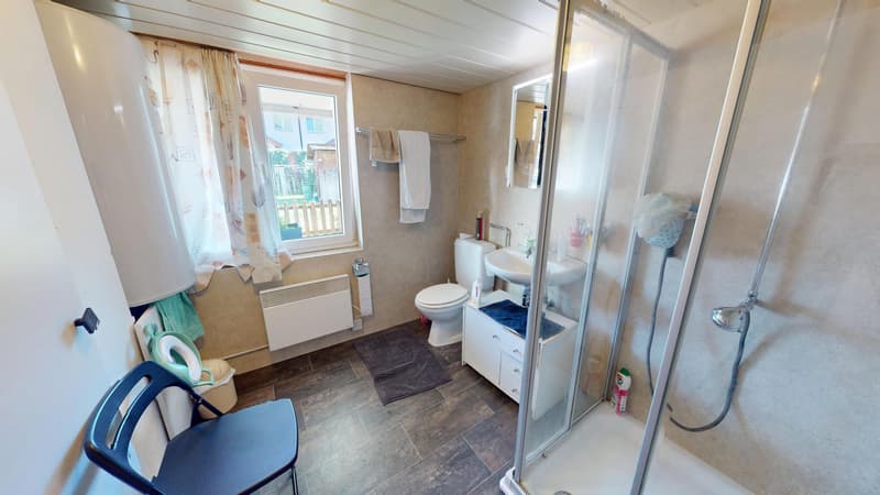 4½-Zi Doppel-Einfamilienhaus an zentraler Lage (8)