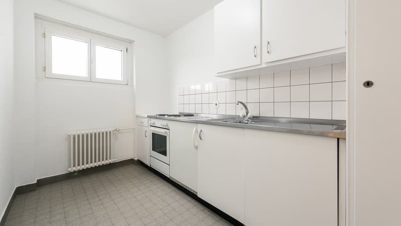 GUT ERSCHLOSSENE WOHNUNG IN OLTEN (2)