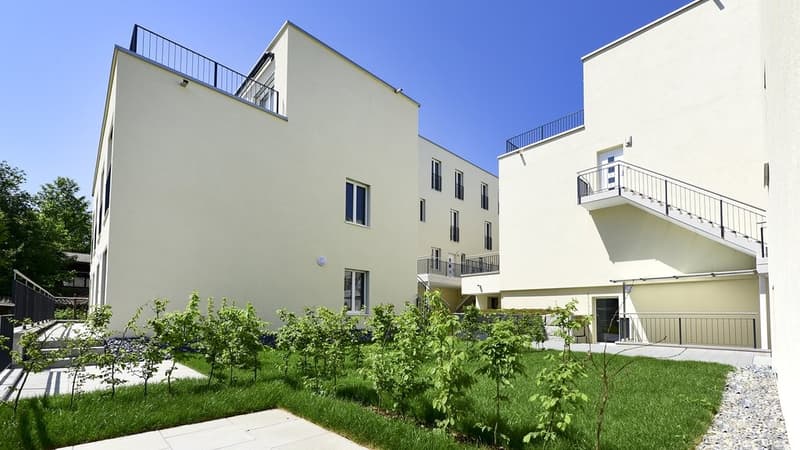 Schöne Maisonette-Wohnung mit Blick ins Grüne (12)
