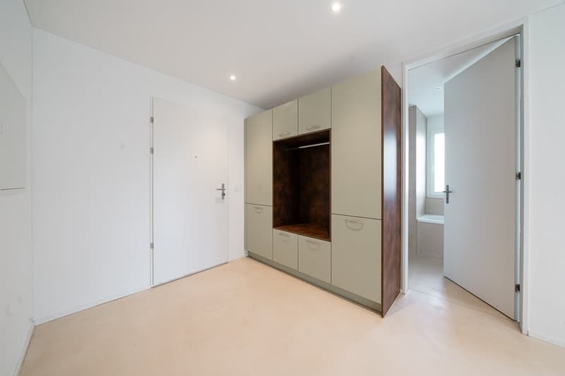 MODERNE WOHNUNG AN RUHIGER LAGE (4)