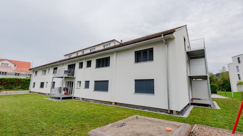 MODERNE UND CHARMANTE WOHNUNG SUCHT NACHMIETER (1)