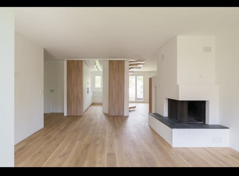 STILVOLLES AMBIENTE UND MODERNE ELEGANZ IN KLOTEN (4)