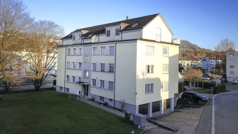 IHR NEUES ZUHAUSE AN PERFEKTER LAGE IN HINWIL (1)