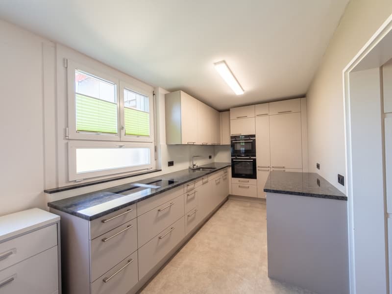 Attraktive 4-Zimmer-Wohnung in ruhiger, zentraler Lage (3)