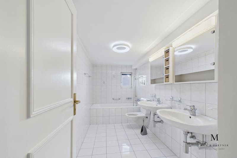 6.5 Zimmer Maisonette-Wohnung (14)