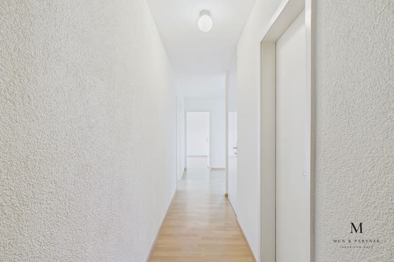 3.5 Zimmer Wohnung mit Lift, optionaler Garage und Seenähe (1)