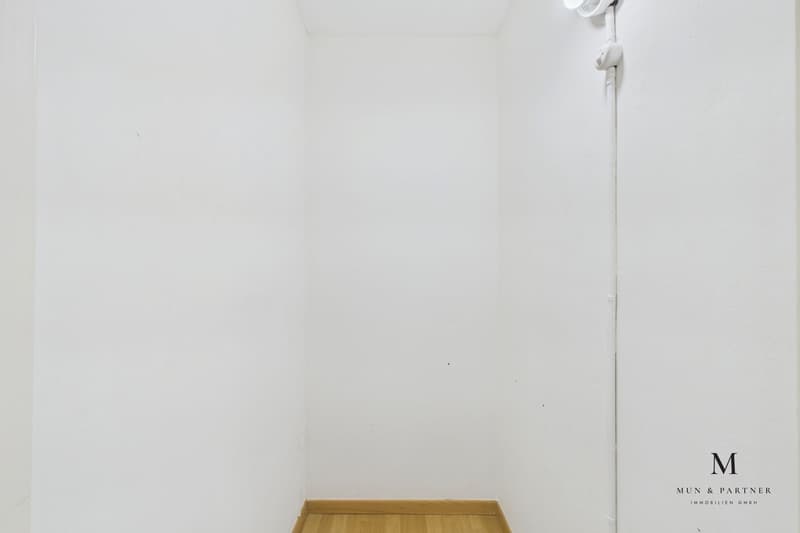 3.5 Zimmer Wohnung mit Lift, optionaler Garage und Seenähe (4)