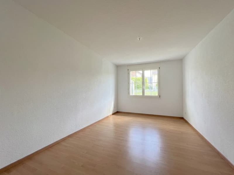 GARTENWOHNUNG MIT SCHÖNER TERRASSE UND BERGSICHT (12)