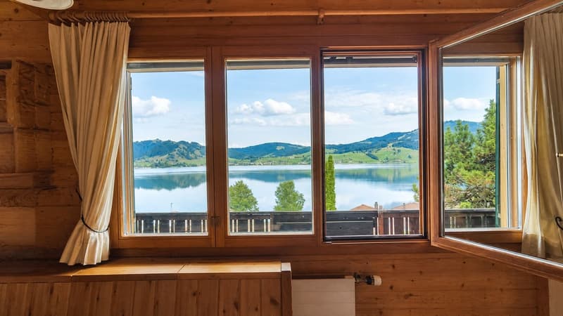 FERIENHAUS MIT SENSATIONELLER SEE- UND BERGSICHT (7)