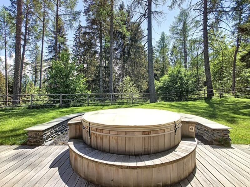 Superbe chalet familial en vieux-bois à Crans-Montana. 5 chambres. (5)
