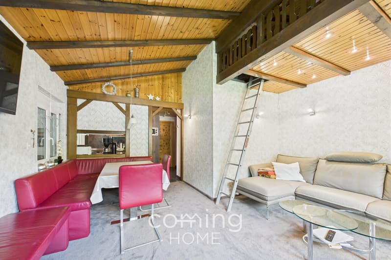 2.5-Zimmer-Wohnung mit Cheminée und Balkon in Saas-Grund kaufen (3)