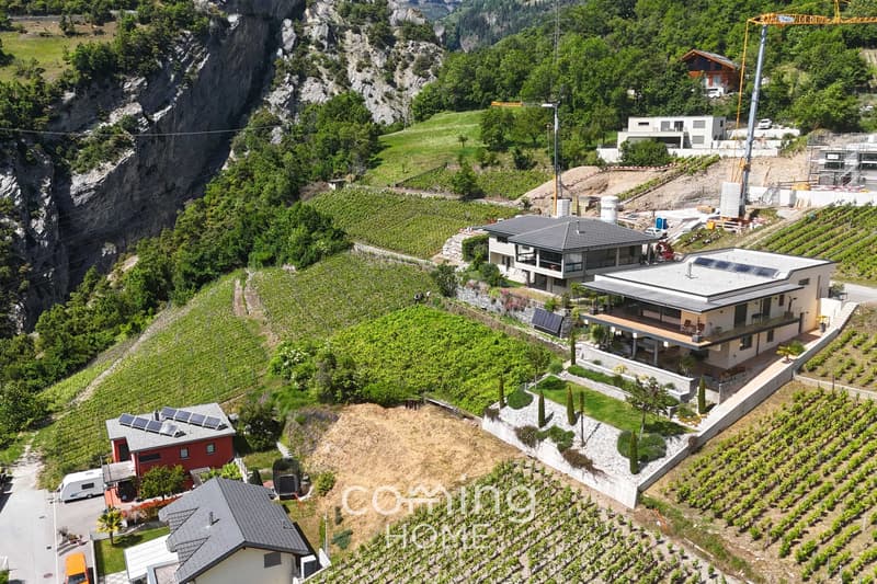Sonnige Bauparzelle in Leuk mit herrlicher Aussicht - vollständig erschlossen (7)