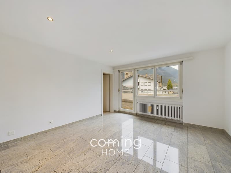 Traumhafte Attika mit Panorama-Bergsicht - Ihre 5.5-Zimmerwohnung über den Dächern von Brig-Glis (8)