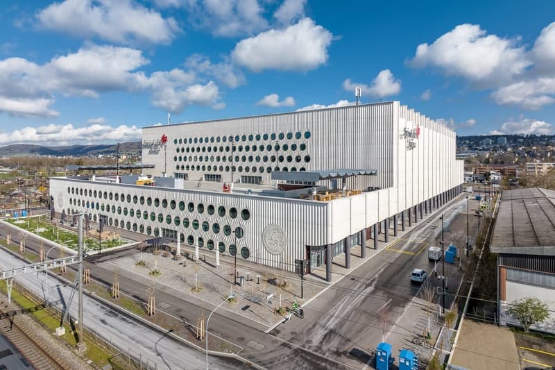 Ca. 250 m² Büro im Standard-Vollausbau in der Swiss Life Arena, Zürich Altstetten (2)