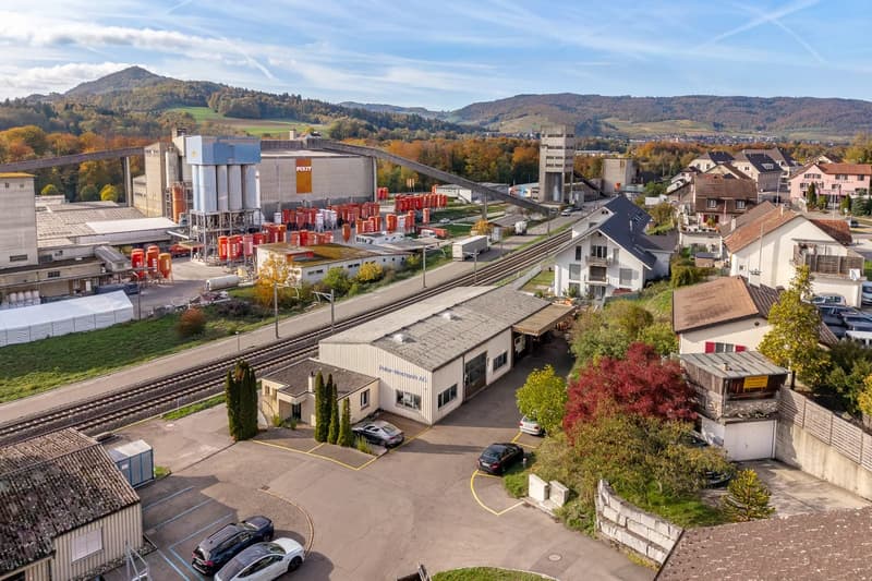 Vielseitige Gewerbeliegenschaft mit Ausbaupotenzial in Holderbank AG (5)