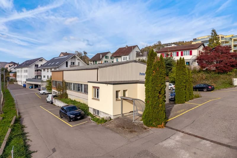 Vielseitige Gewerbeliegenschaft mit Ausbaupotenzial in Holderbank AG (2)