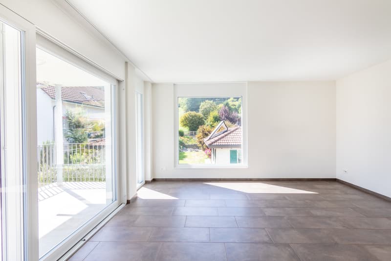 Moderne 4.5-Zimmer-Wohnung im 1. OG mit Balkon, Staffelbach (7)
