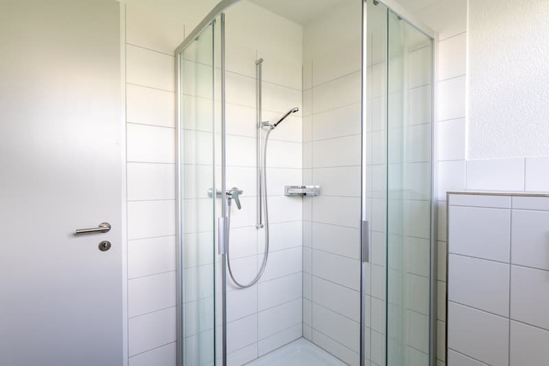 Moderne 2.5-Zimmer-Wohnung mit Gartensitzplatz in Staffelbach kaufen (12)