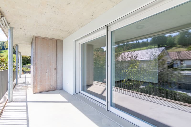 Moderne 2.5-Zimmer-Wohnung im 1. OG mit Balkon, Staffelbach (2)