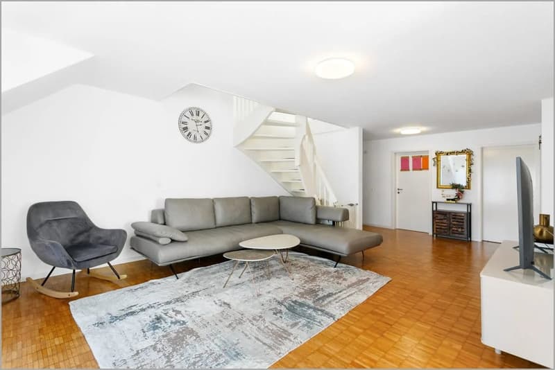 Grosszügige 4.5-Zimmer-Maisonette-Dachwohnung (7)