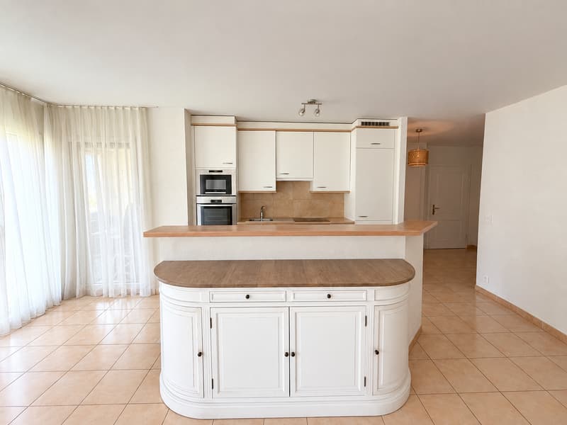 Magnifique appartement 5.5 pièces avec vue dégagée à Sierre (6)