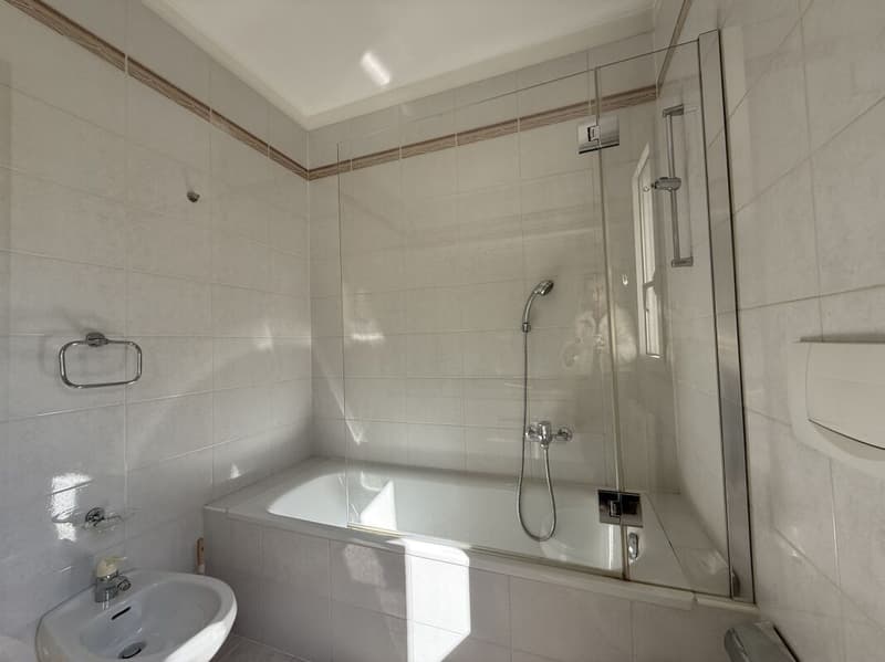 Exklusive Lage in Castagnola 3.5 Zimmer (14)