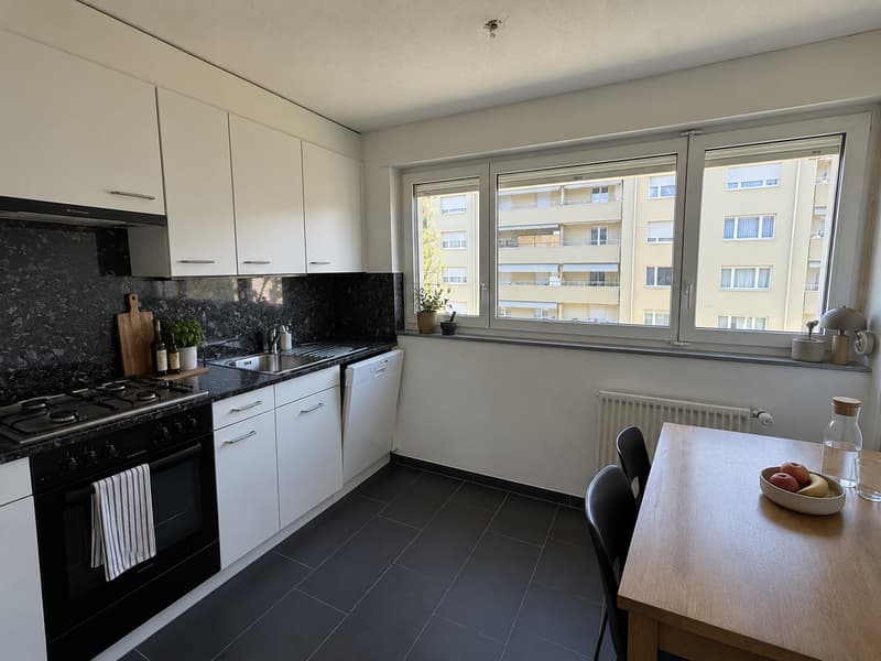 Helle 3.5-Zimmer-Wohnung mit Bergblick in Gaiserwald (4)