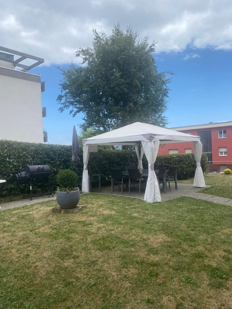 Charmant appartement de 3.5 pièces avec balcon et piscine à La Neuveville (12)