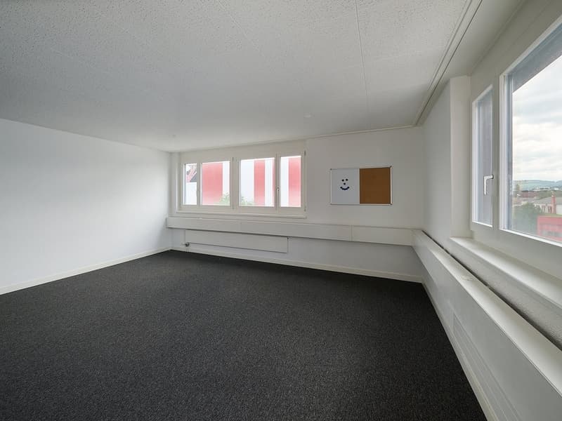 Eckbüro oder Sitzungszimmer