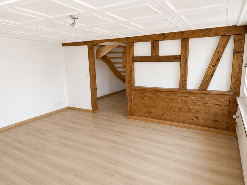 Gemütliche 5-Zimmer-Altbauwohnung mit einer Raumhöhe von 2.10 m (5)