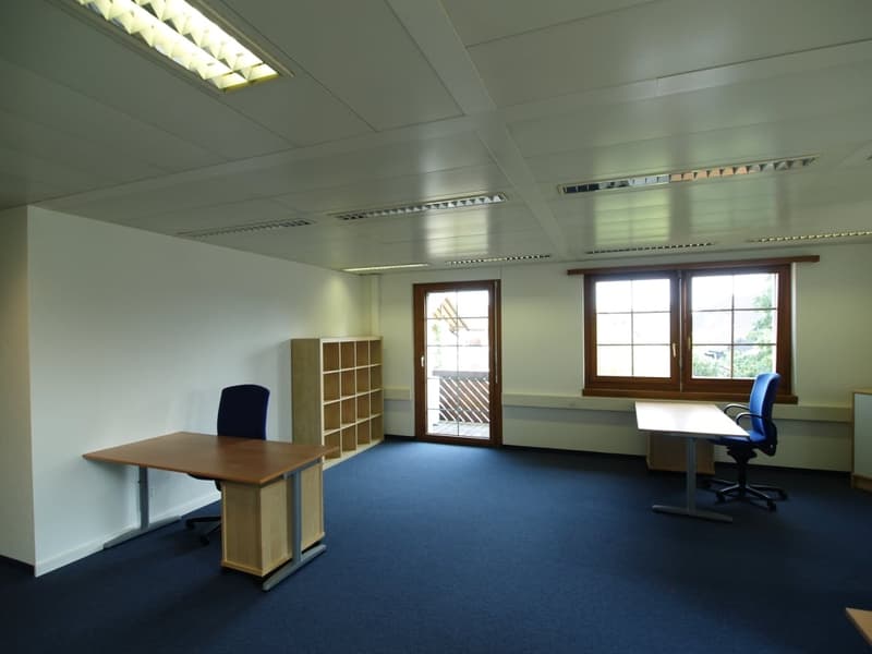Bright office space, 1 open office, 2 lockable offices, balcony, kitchen, and toilet (3)