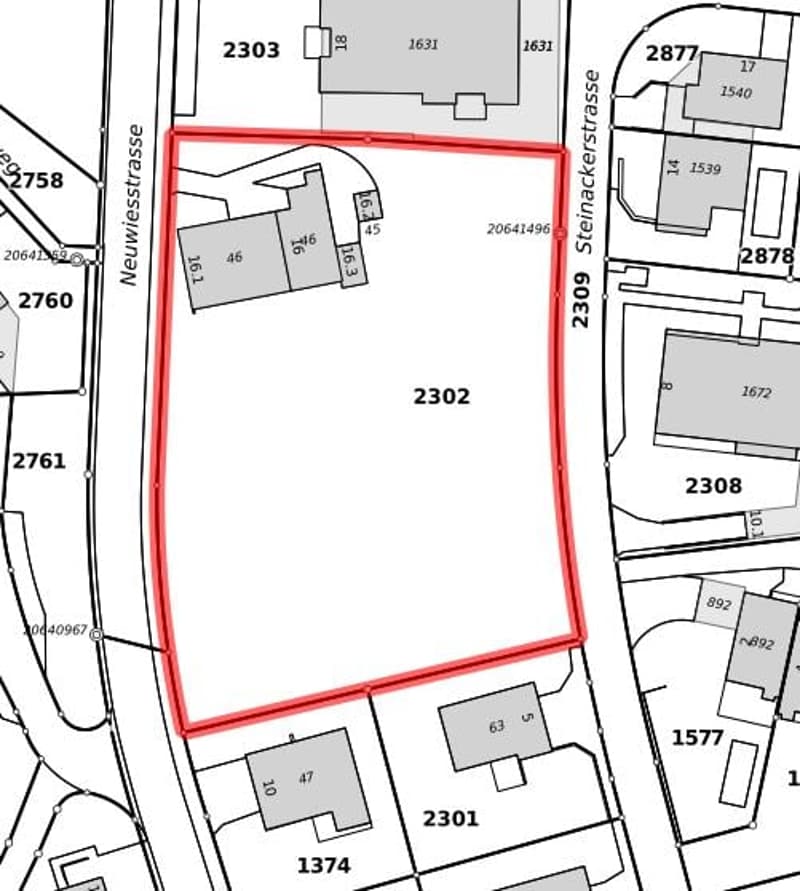 Floor plan of a property with a building and a yard