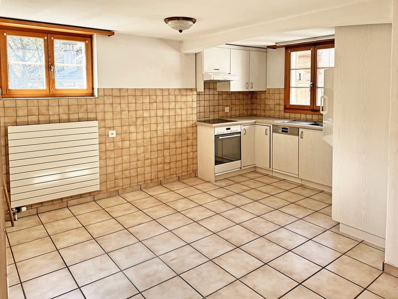 Wohnhaus mit Scheune und Einfamilienhaus (11)