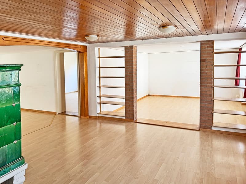Wohnhaus mit Scheune und Einfamilienhaus (8)