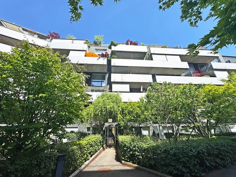 Moderne 3.5-Zimmer-Attikawohnung in Zürich-Sihlcity (3)