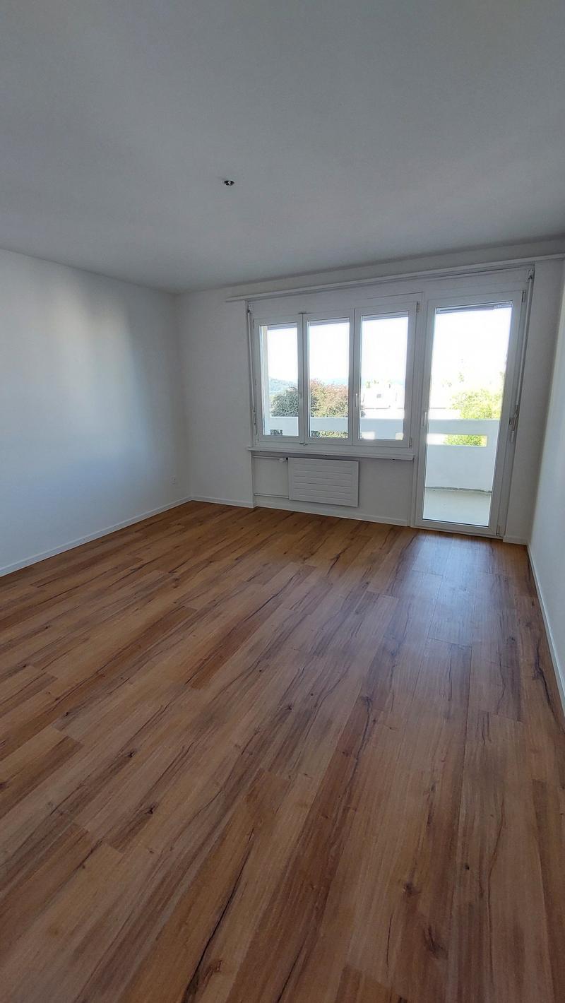 Charmante 4.5-Zimmer-Wohnung mit Balkon in Bronschhofen (9)