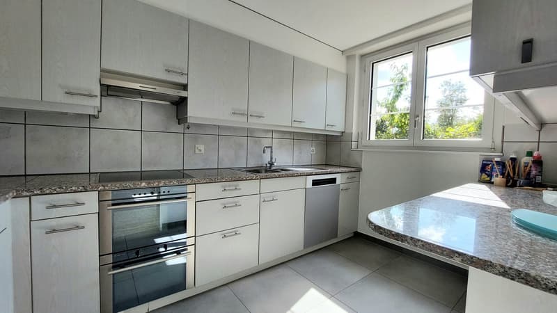 Charmante 4.5-Zimmer-Maisonette-Wohnung in Niederglatt ZH – sofort verfügbar (2)