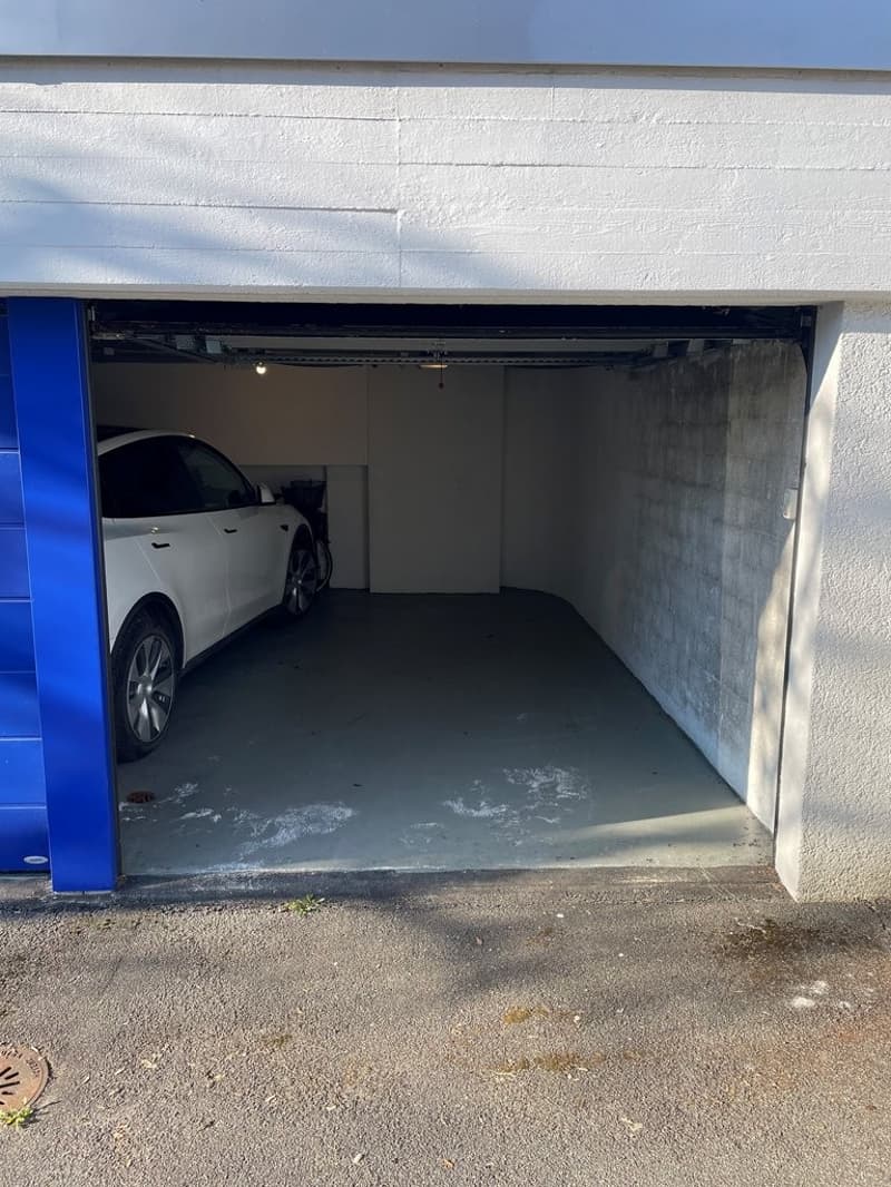 Foto_Doppelgarage_innen.jpg