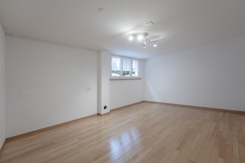 Zimmer im Untergeschoss
