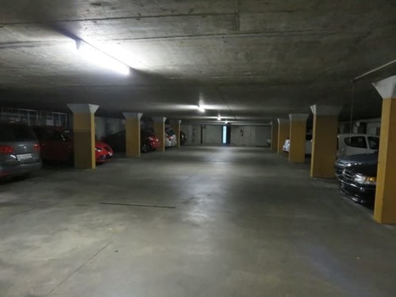 Einstellhalle_innen