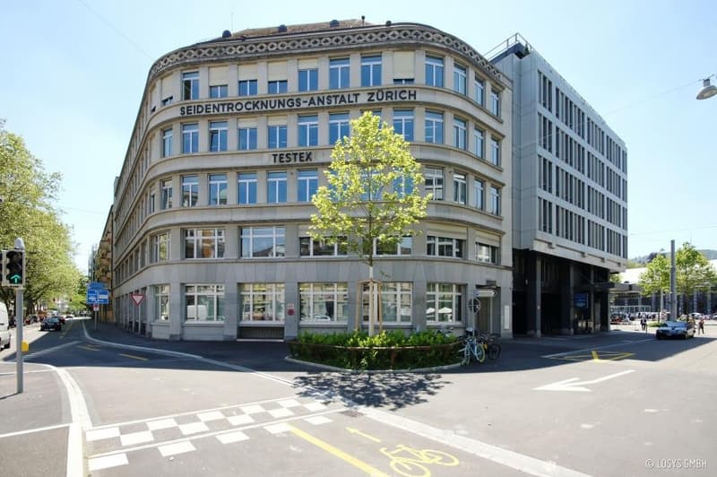 Parkplätze an zentraler Lage in Zürich zu vermieten! (1)