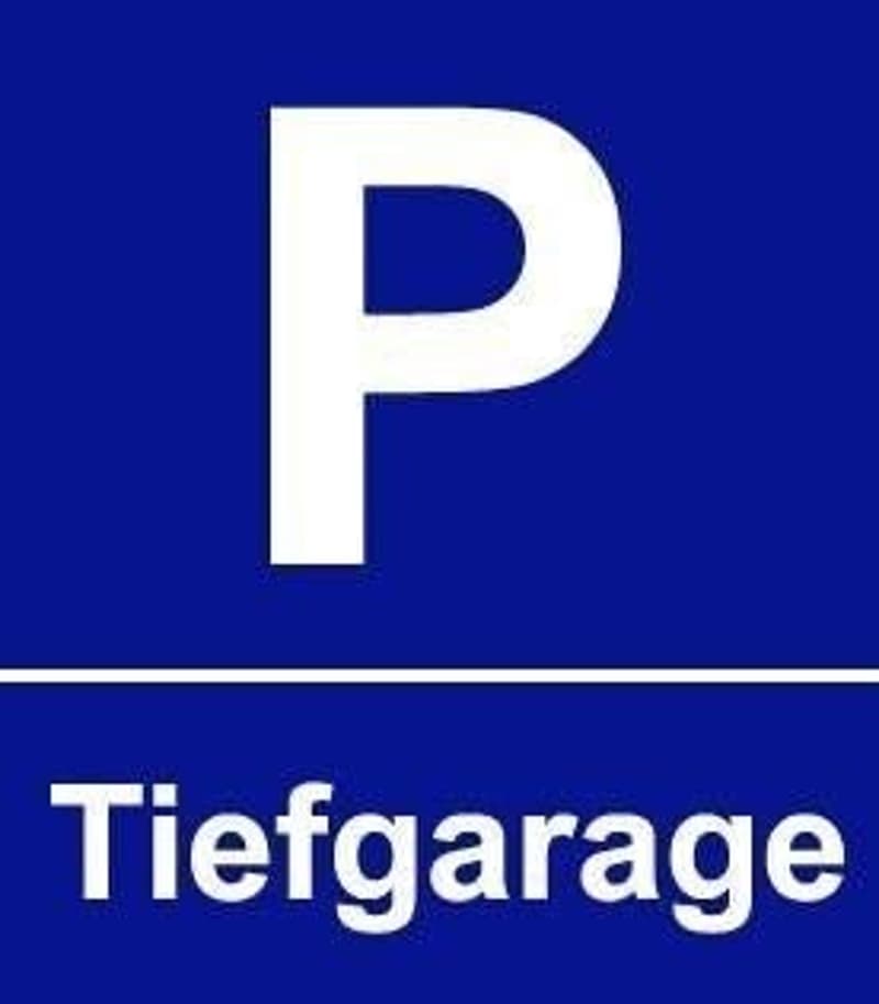 Parkplatz in der Nähe des Bahnhofs Zürich-Affoltern gesucht? (1)