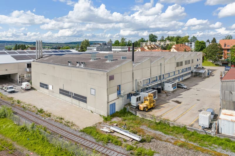 Votre site de production avec haute salle, grandes portes, forte charge au sol (9)