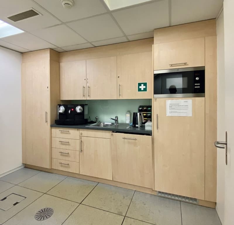 Vielfältige Büroflächen ab 750 m² zu vermieten (8)