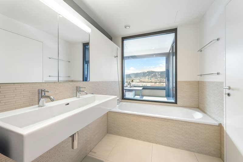 Skyline Living über Zürich - Wohnen im 18. Obergeschoss (12)